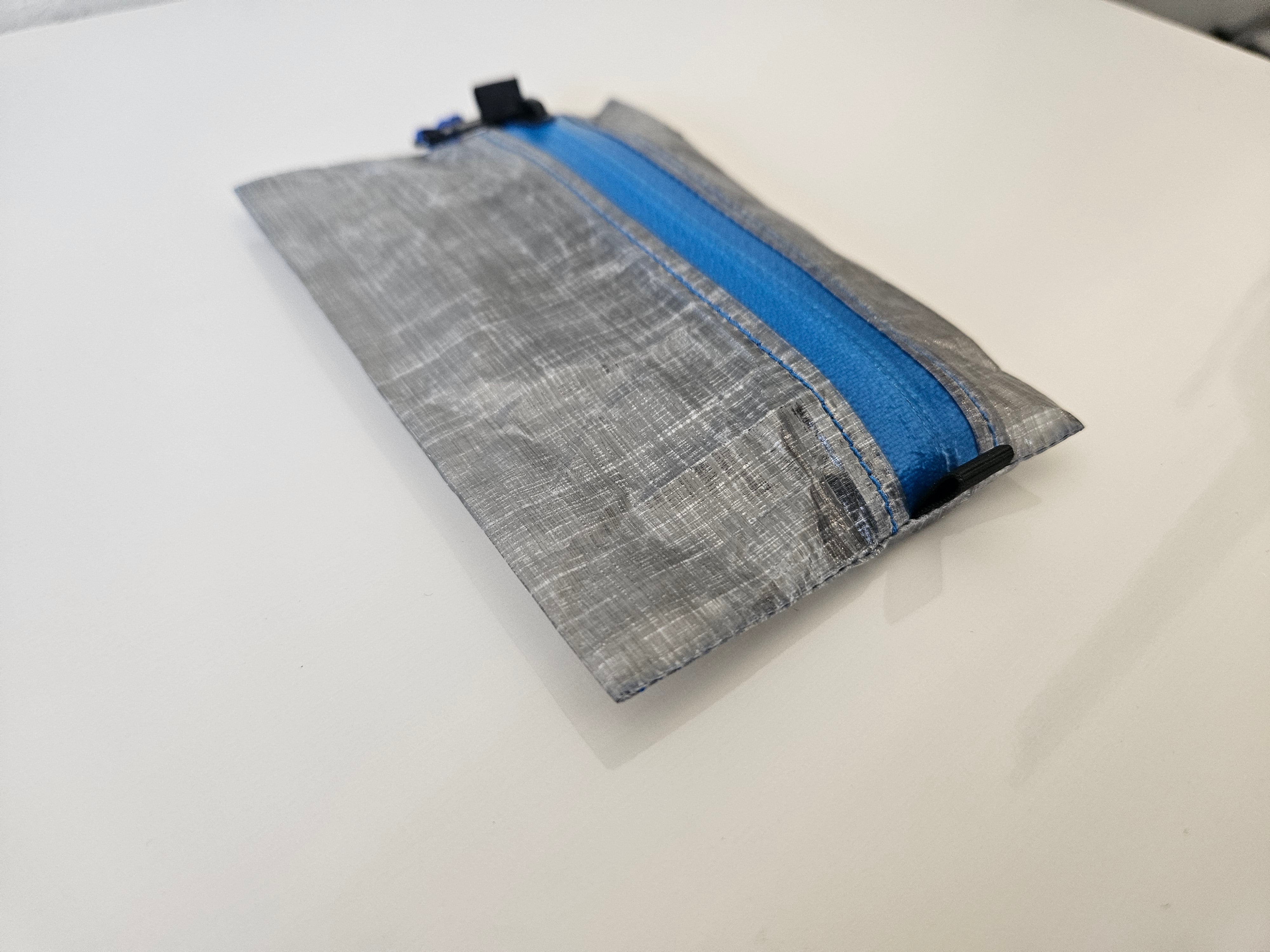 Ultralight Zipper Wallet - Black 1.43 Dyneema