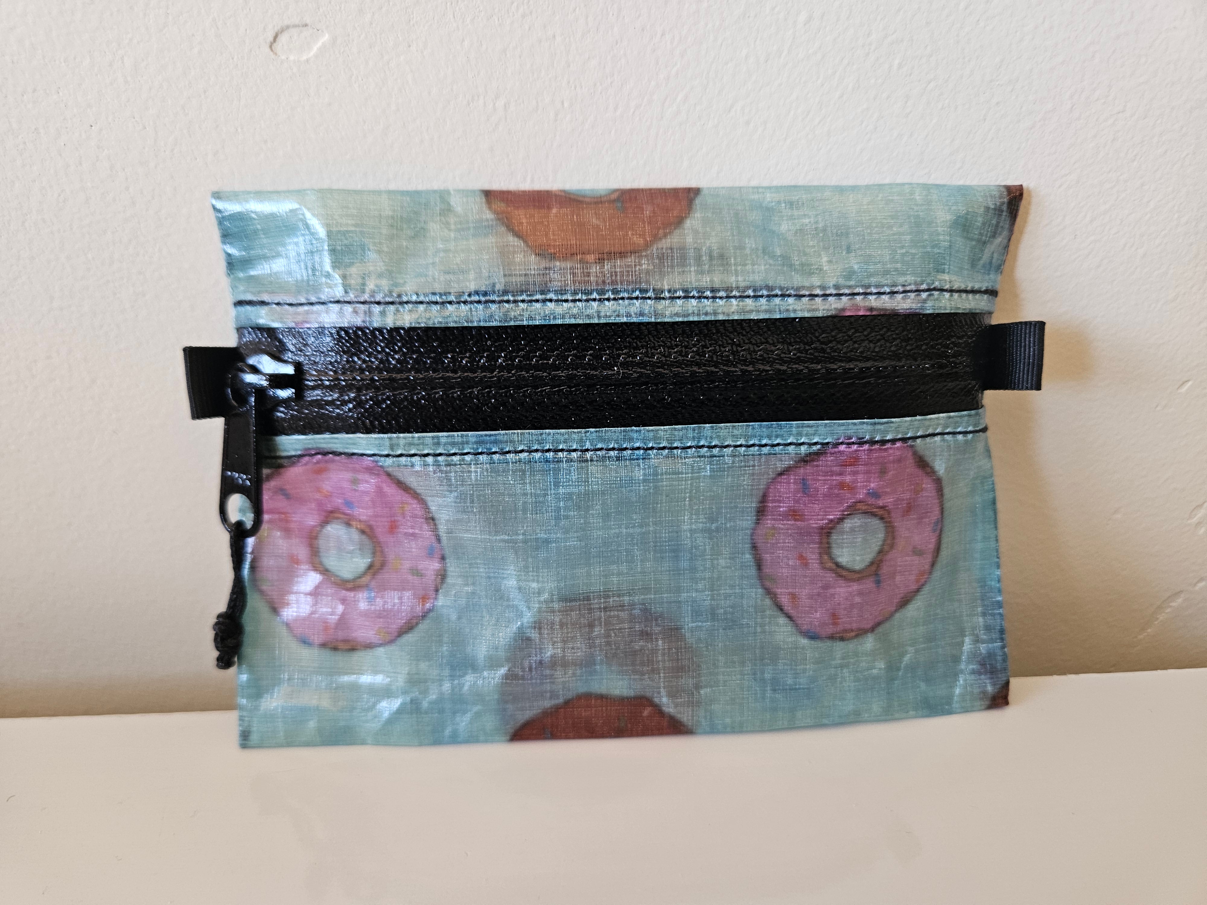 Ultralight Zipper Wallet - Donut 1.43 Dyneema