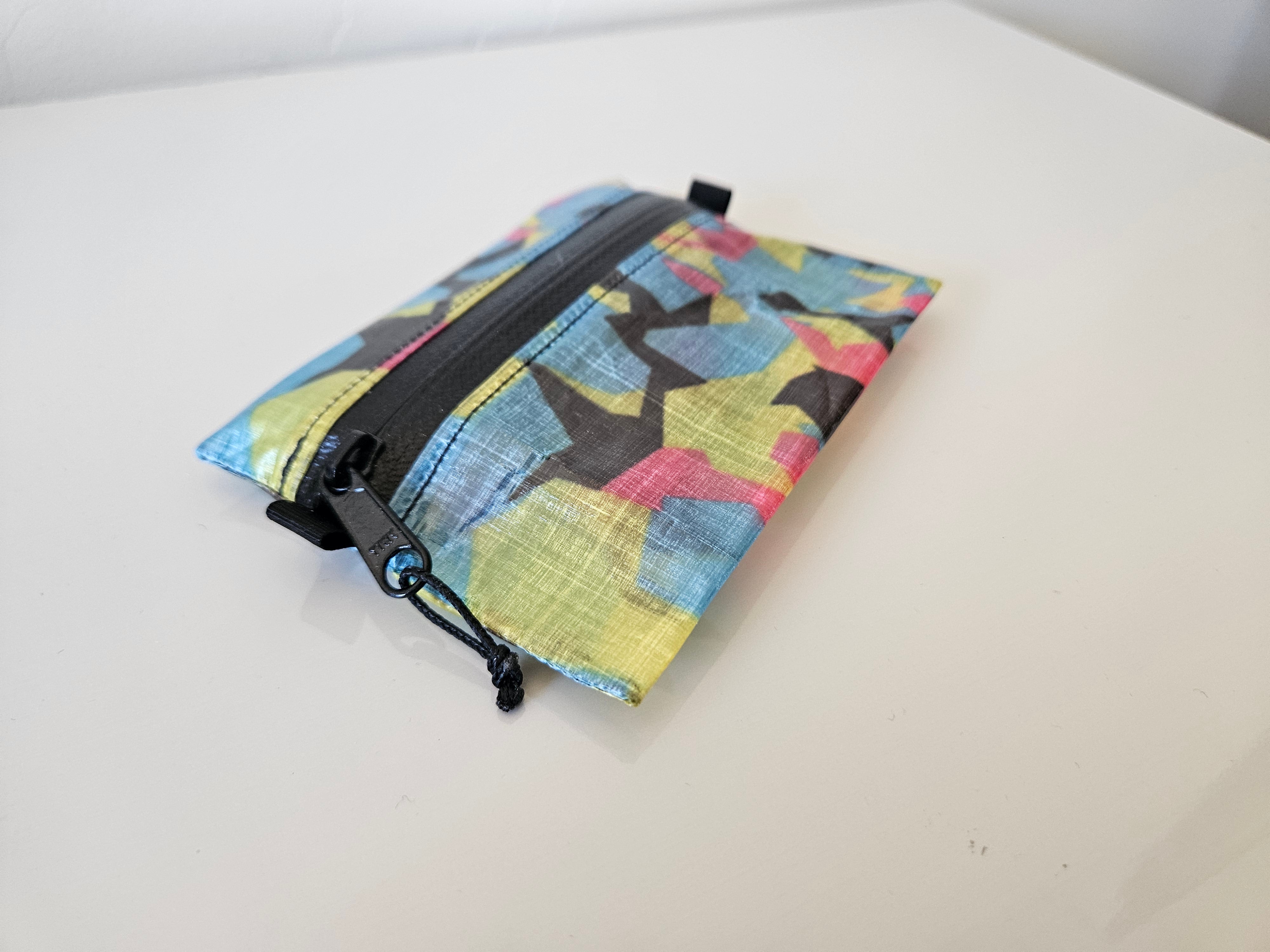 Ultralight Zipper Wallet - Pop Camo 1.43 Dyneema