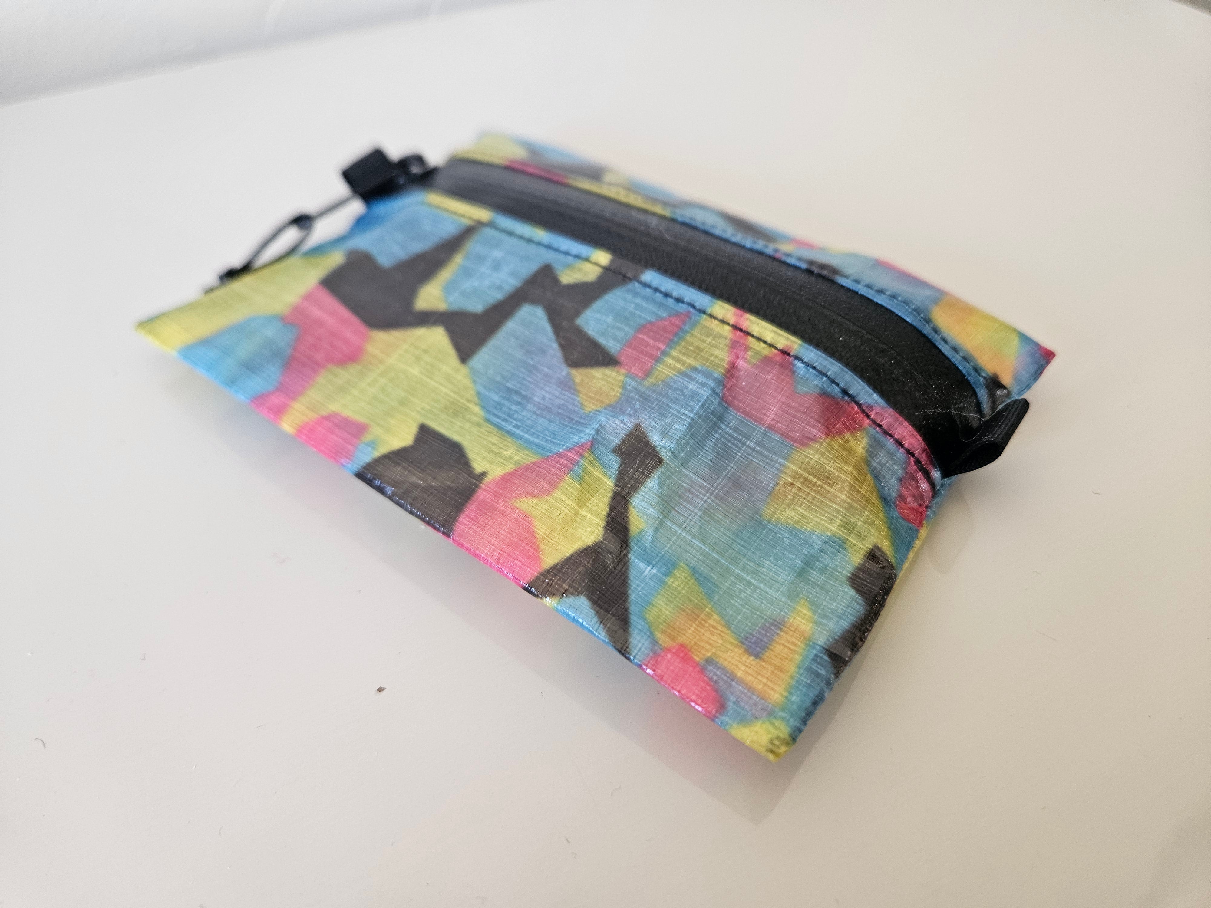 Ultralight Zipper Wallet - Pop Camo 1.43 Dyneema