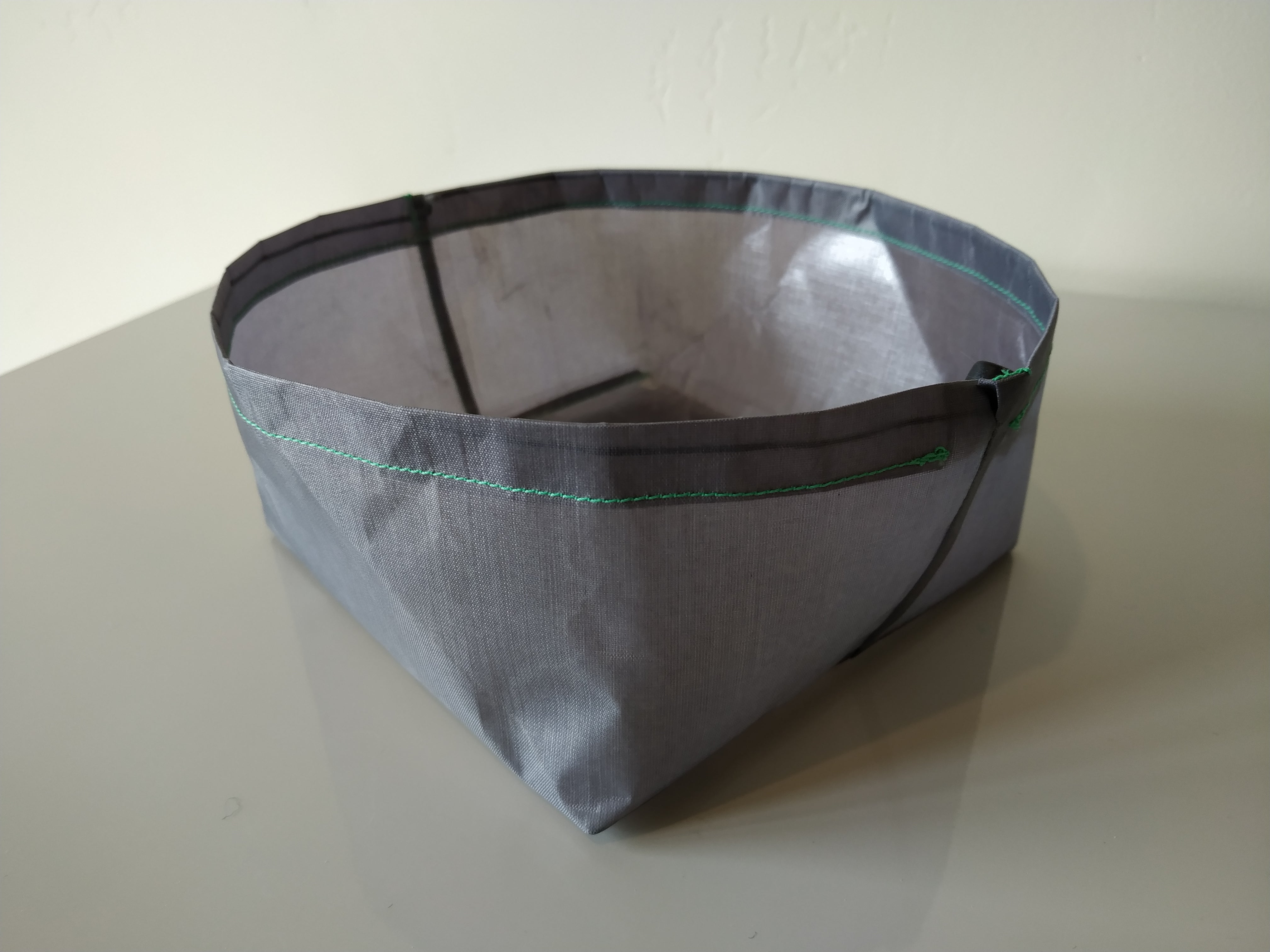 Lightweight Dyneema Dog Bowl