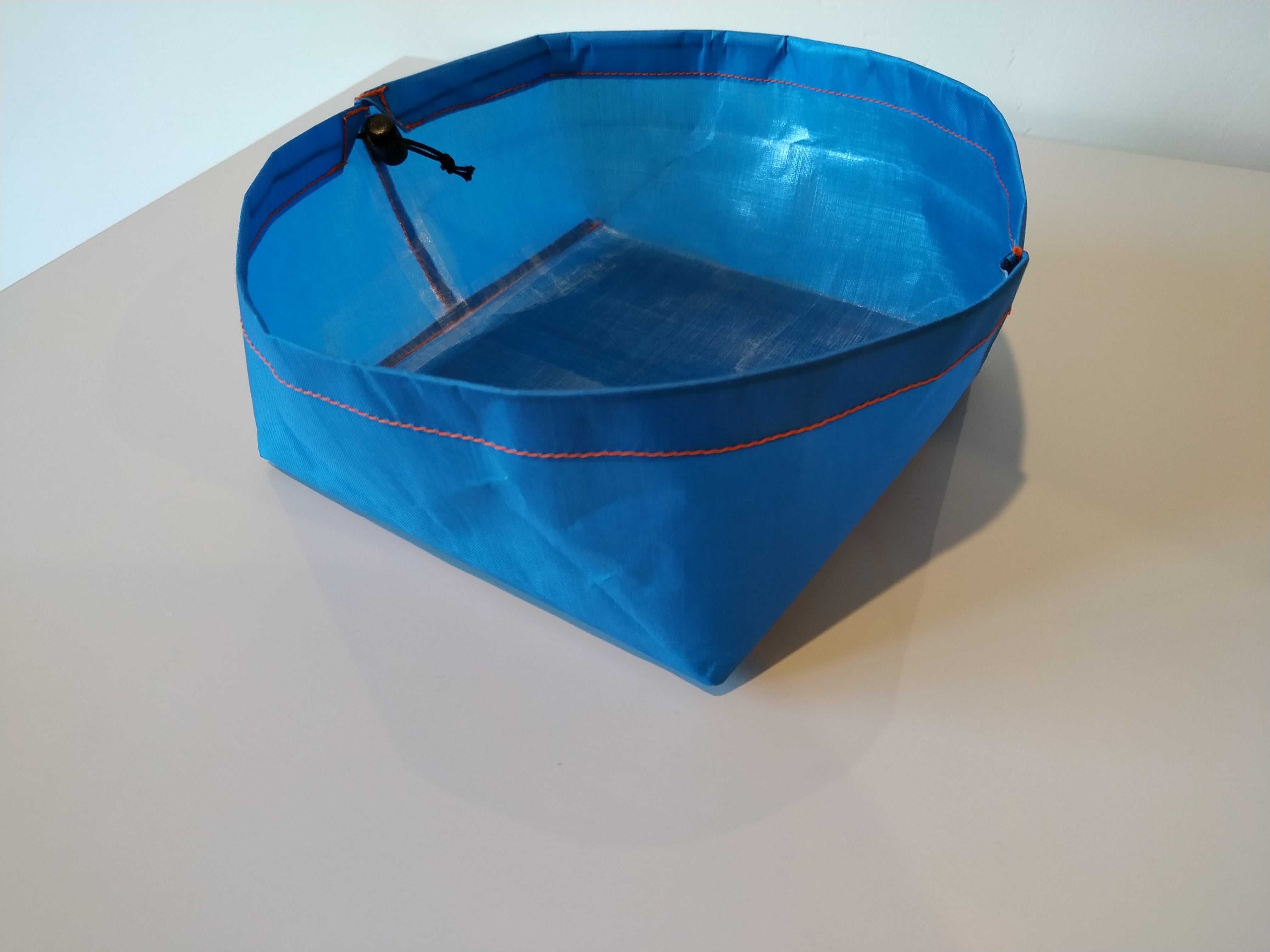 Lightweight Dog Bowl - Solid Color Dyneema